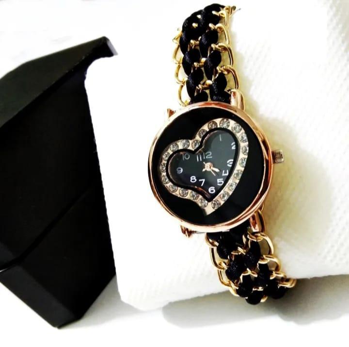 Ladies Fashion Watch – Elegant Quartz Design with Stylish Strap